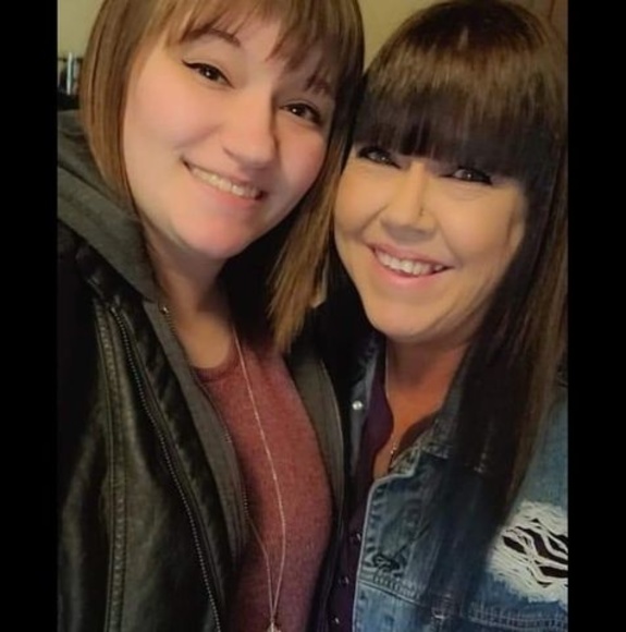 Meet your Posher, Kristine - Picture 1 of 1